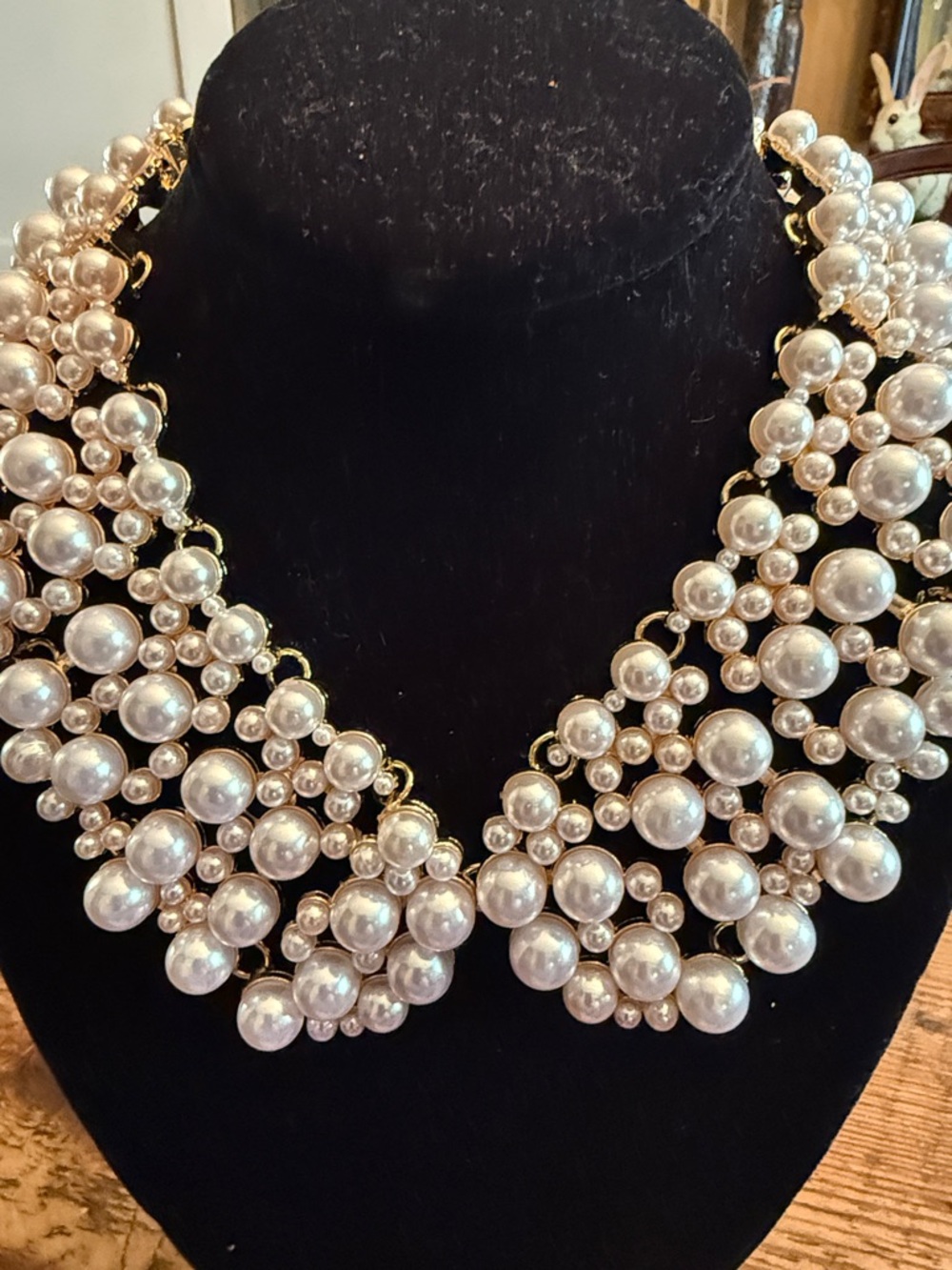 XOXO Clustered Pearl Statement Necklace in White and Gold - Picture 3 of 3